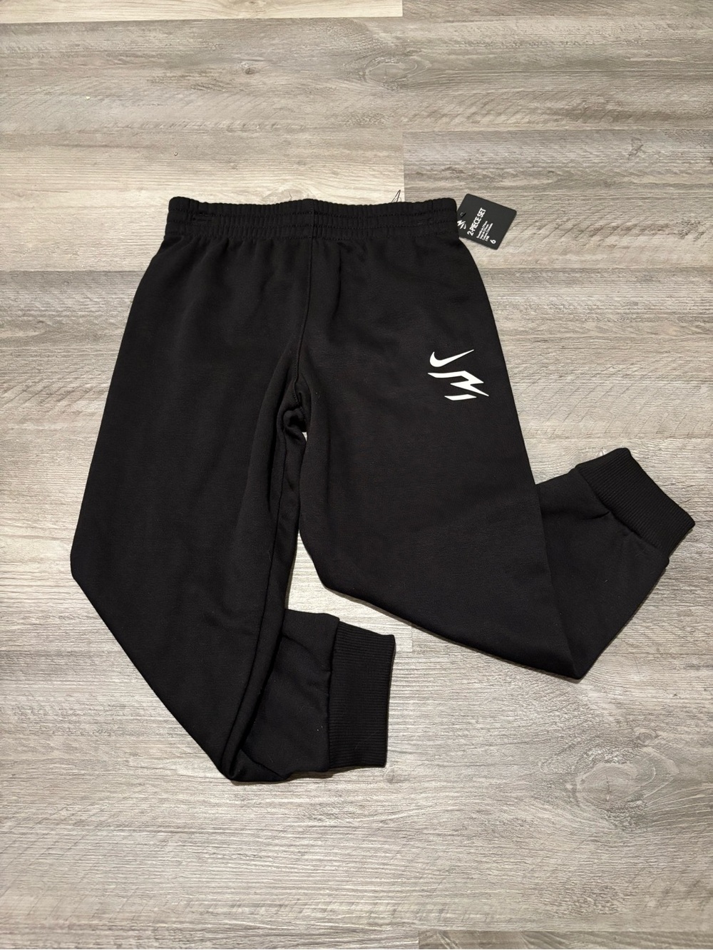 New Nike Kids' Black Logo Jogger Pants with white logo size 6